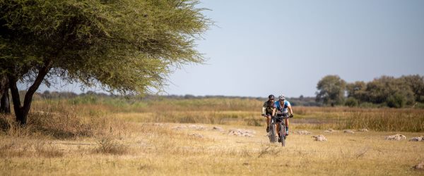 Botswana Cycling - Day 3 cycling across the plains