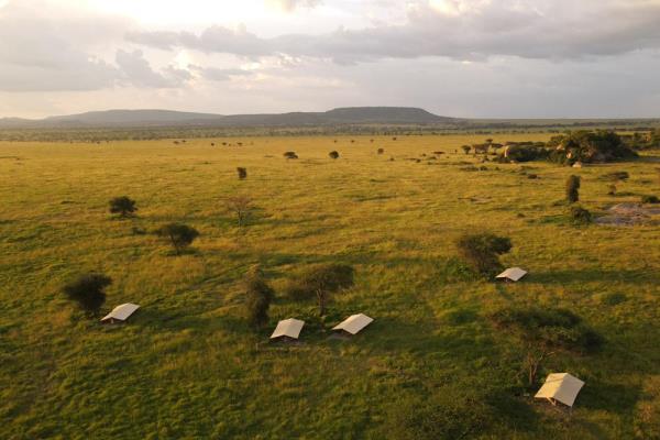 Fly camping Serengeti